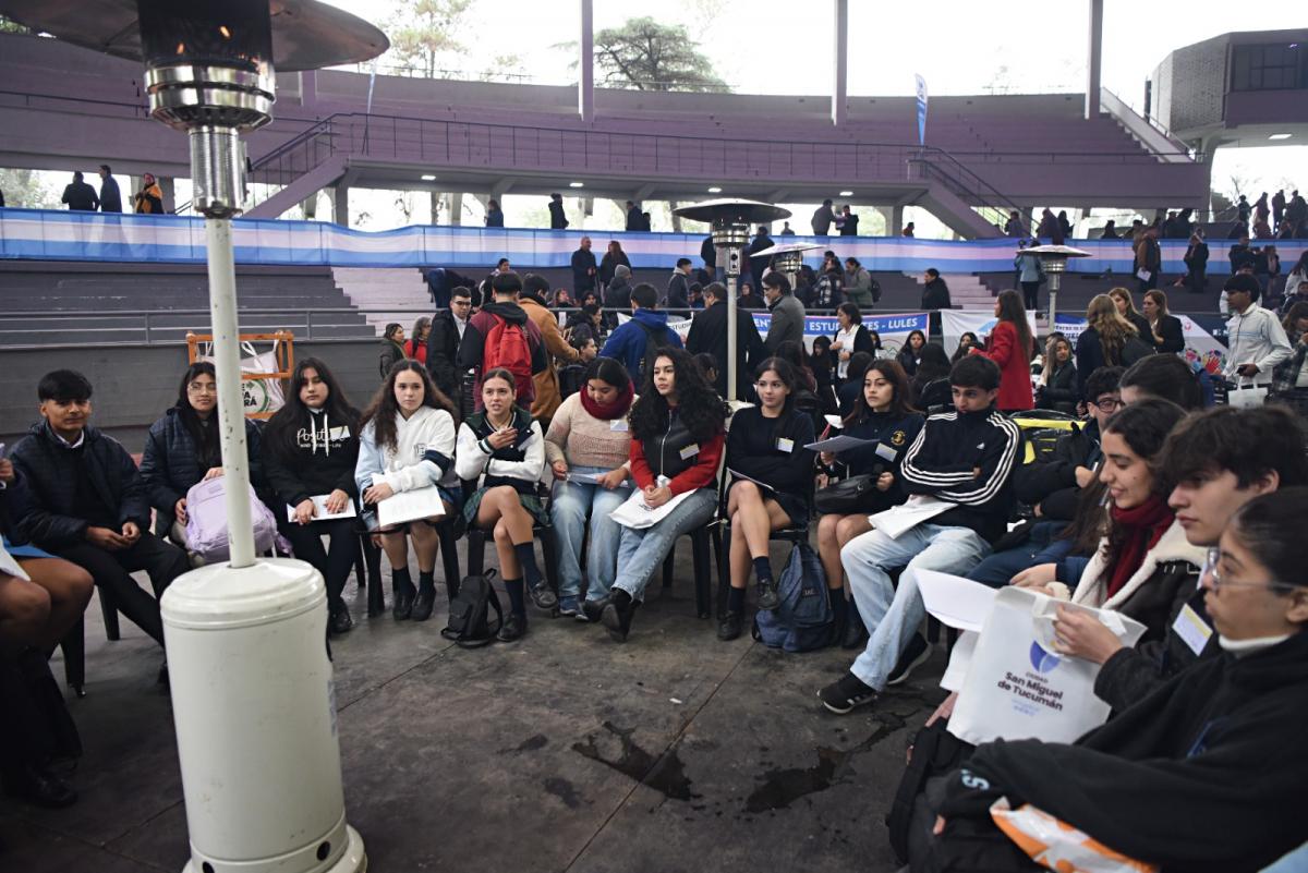REUNIONES DE COMISIONES. Las resoluciones de los jóvenes serán plasmadas en la ley provincial. / LA GACETA, ANALÍA JARAMILLO.