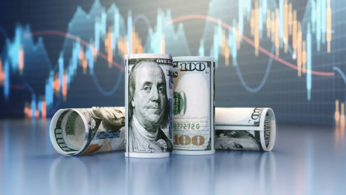 JORNADA FINANCIERA. El dólar oficial operó al alza este miércoles 30 de julio. 