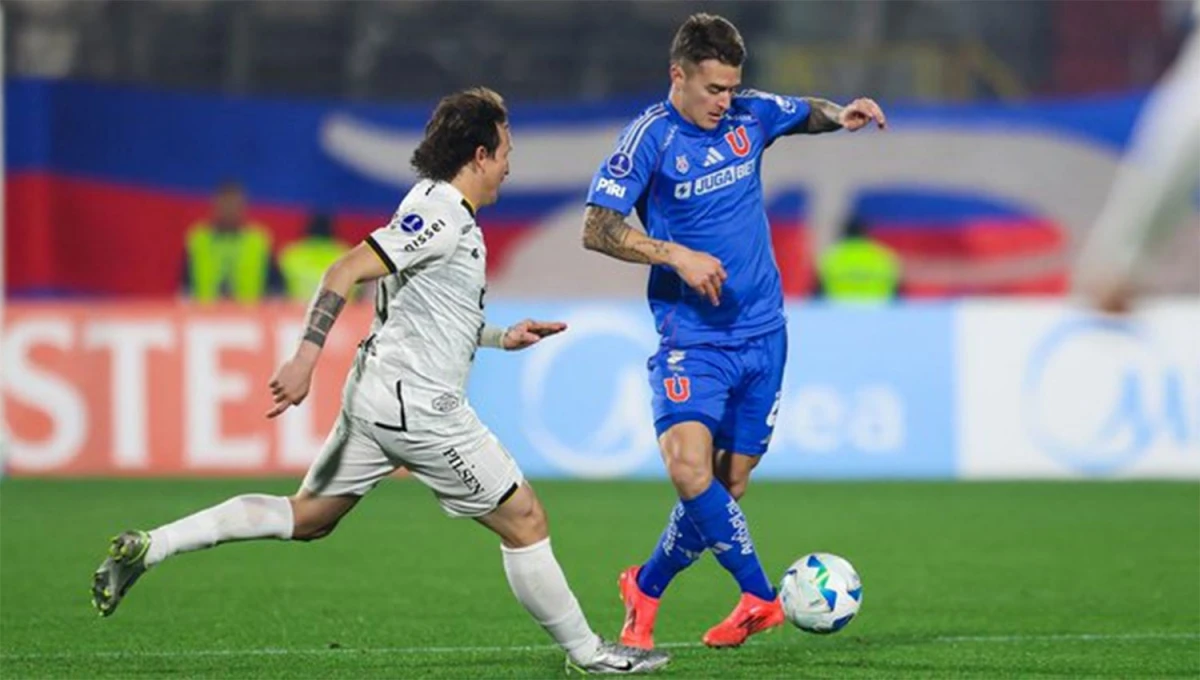 POR EL PASE. Universidad de Chile tiene una ventaja de cinco goles sobre Guaraní, conseguido en el partido de ida. 