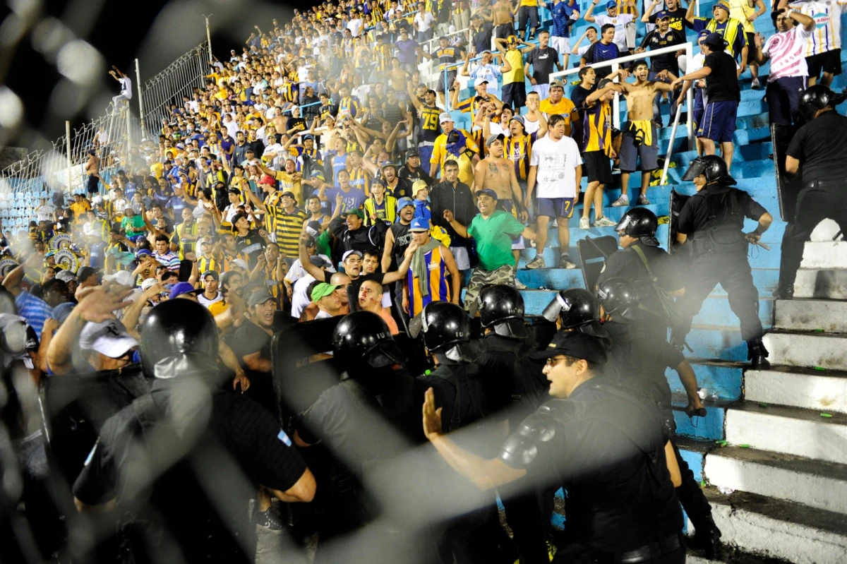 LA ÚLTIMA VEZ. En marzo de 2013, por la Primera Nacional, fue la última vez que la barra canalla visitó el Monumental.