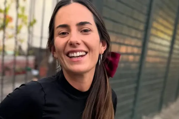 Rosario Bravo rompe el silencio tras la imagen viral del funeral de Pinochet