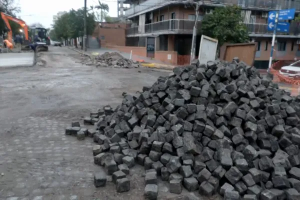 Intervención urbana en Barrio Sur: el plan de infraestructura comenzó con el quite de los tradicionales adoquines