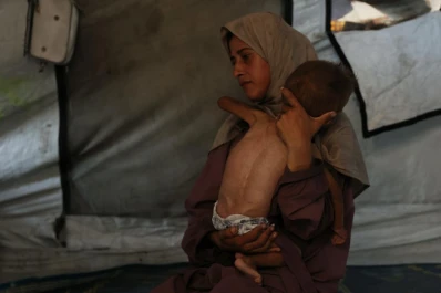 “Gaza muere de hambre”, dice el cura argentino en el terreno