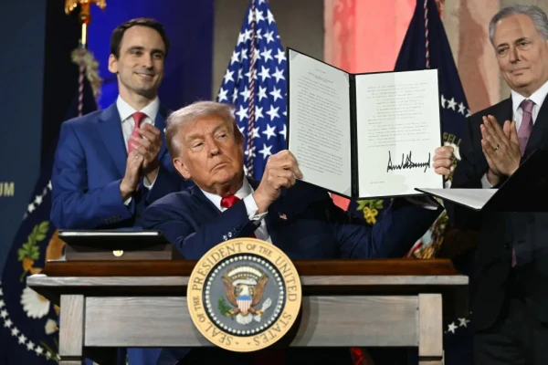 Trump busca desregular la IA para que favorezca su poderío