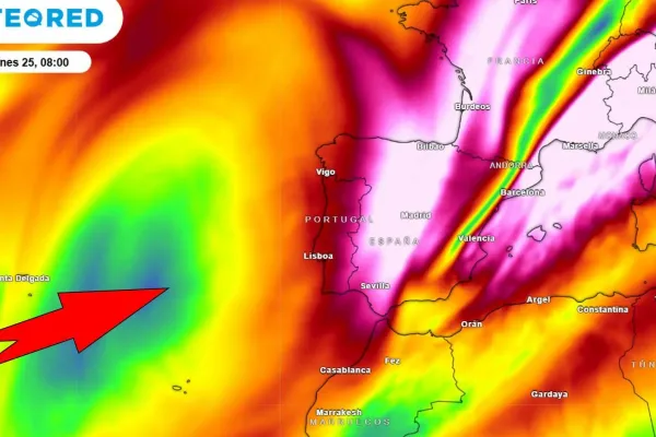 Cambio brusco del tiempo en España: desplome de temperaturas, lluvias torrenciales y tormentas este fin de semana