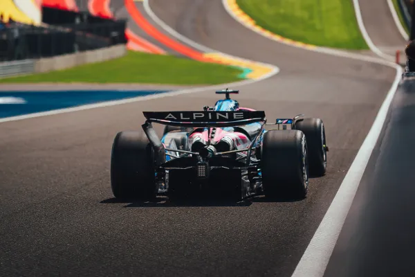 Piastri se quedó con la pole en el Sprint del GP de Bélgica, Colapinto largará 19°