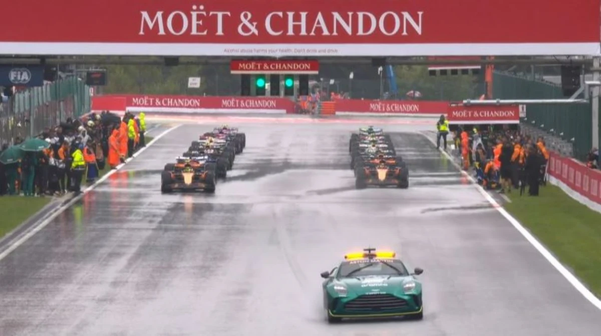 Desde el Alpine de Gasly no se vio casi nada en la vuelta de formación