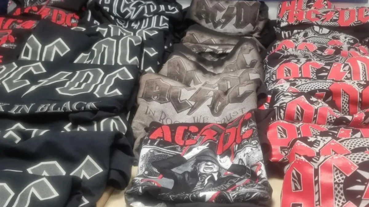 AC/DC en Madrid: tras los riffs de rock, más de 7.000 euros en falsificaciones incautadas