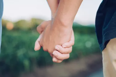 Nuevas formas de amar: la Generación Z lidera el cambio en los vínculos afectivos