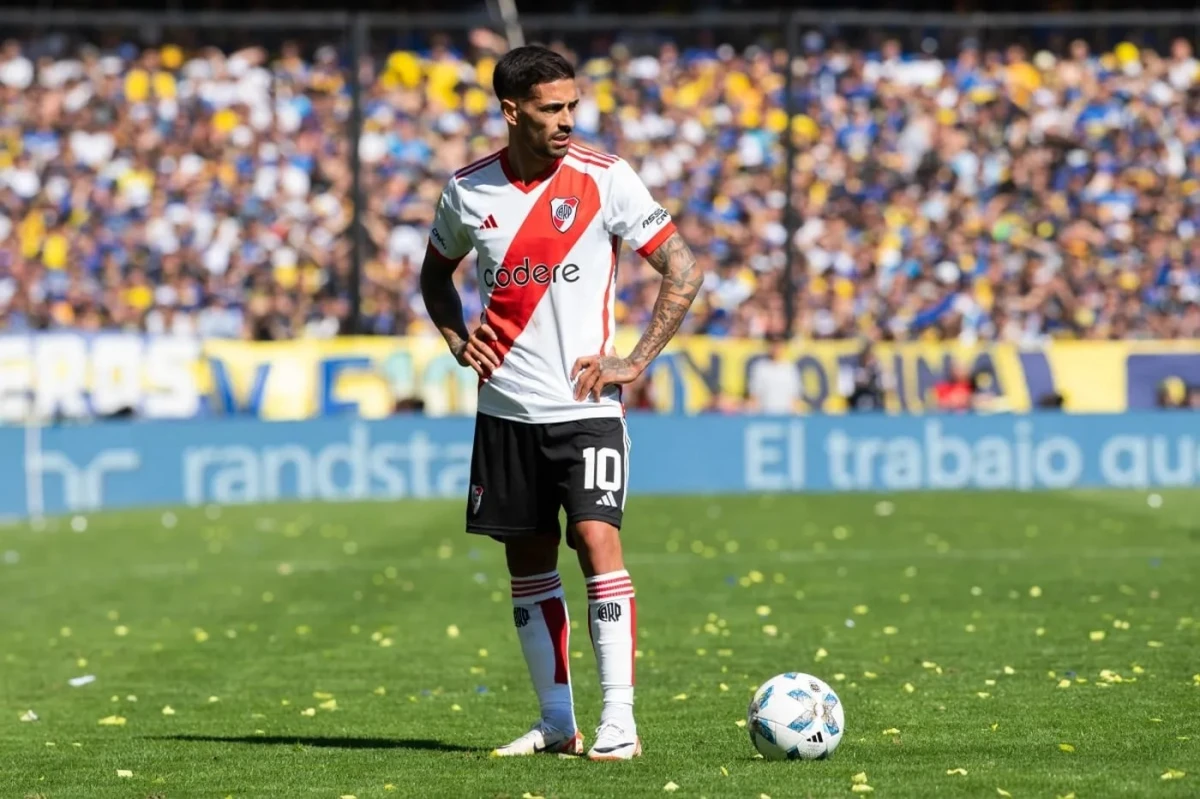 Manuel Lanzini evalúa su futuro mientras crece el interés de Vélez y Estudiantes