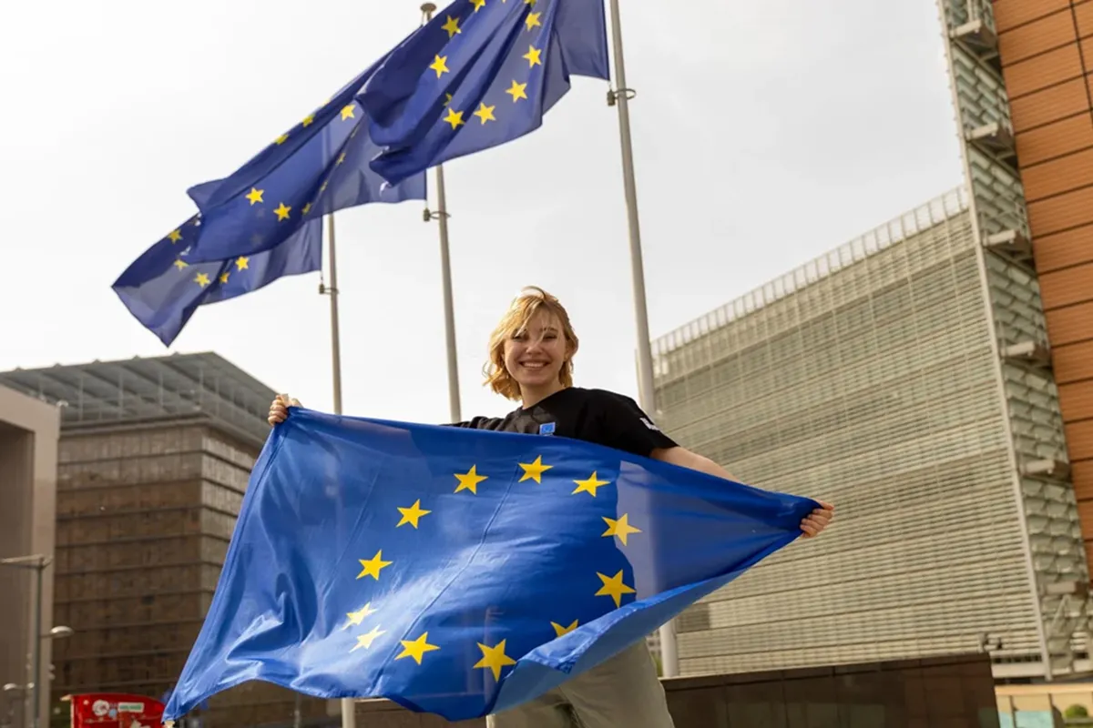 UNA PASANTÍA PAGA EN EUROPA. Está abierto el plazo para postularse a Blue Book, el programa de pasantías de la Unión Europea. / EU OPPORTUNITIES