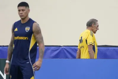 ¿Rojo a Racing? Gustavo Costas se habría comunicado con el defensor de Boca