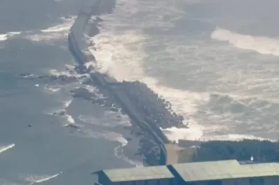 Japón rebaja las alertas de tsunami para varias zonas del país