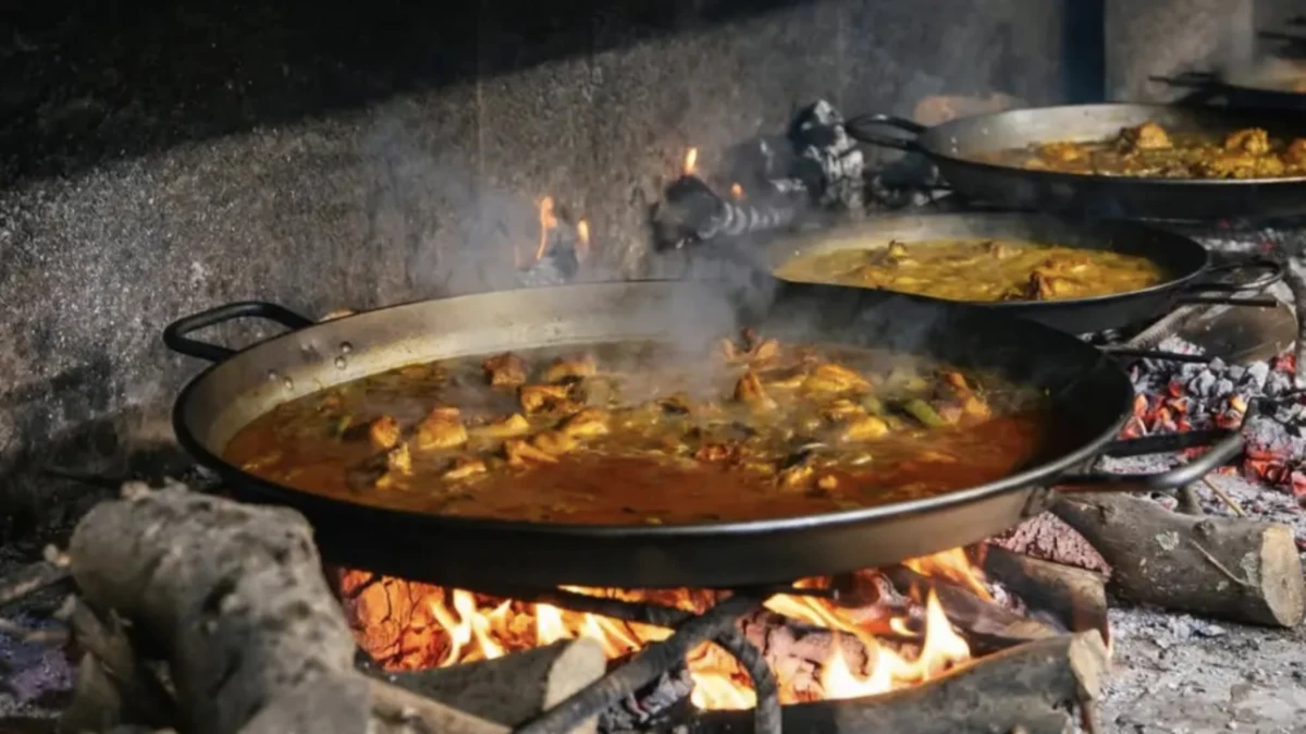 El restaurante de Valencia con 60 años de historia donde comer una de las mejores paellas por 15 euros