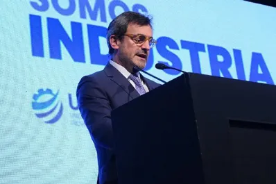 La UIA advirtió sobre el freno en la construcción, textil, calzado y metalmecánica