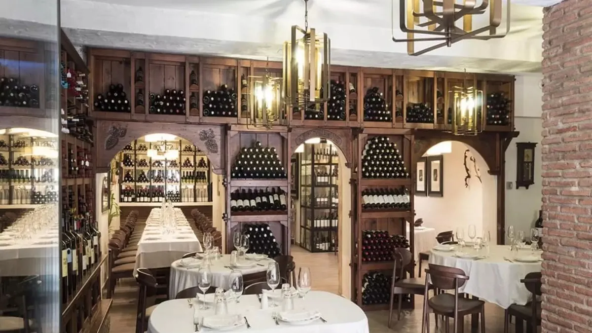 El restaurante de Fuengirola que enamora a los cordobeses: cocina tradicional andaluza con un guiño vasco