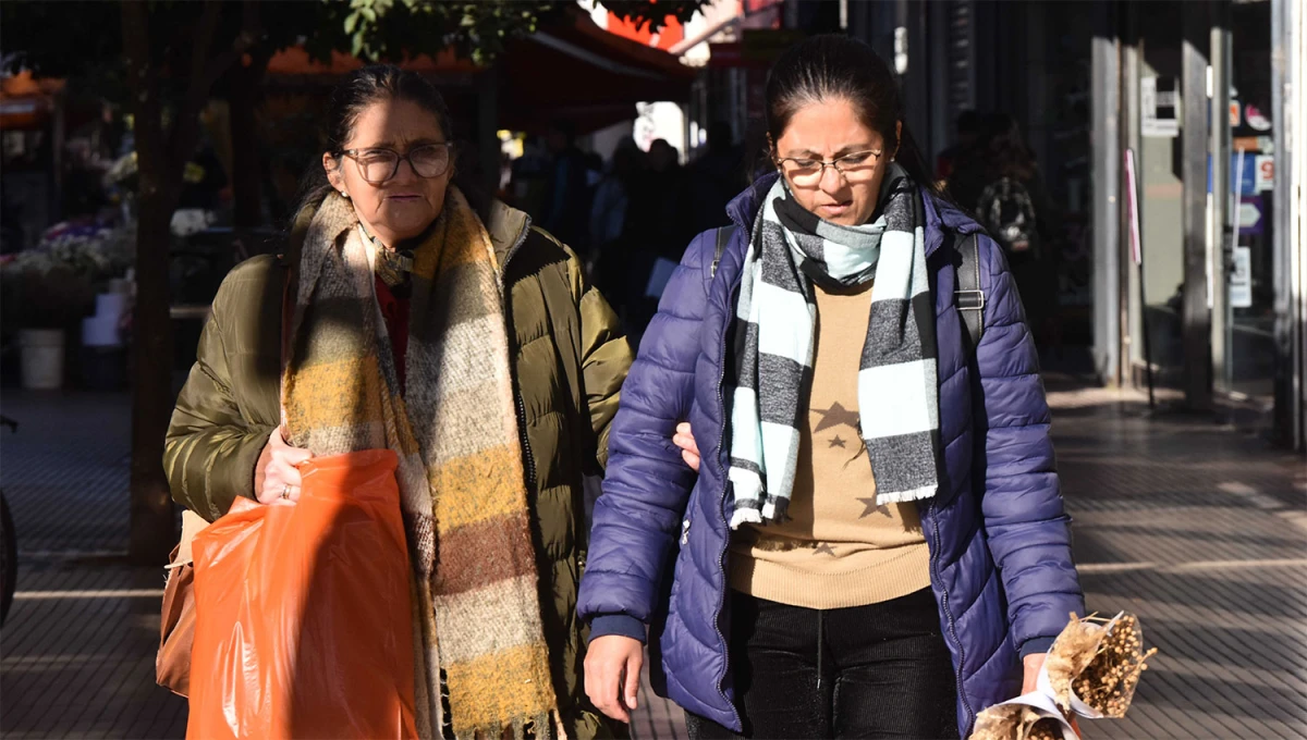 CONTRASTES. La mañana comenzó fresca y se espera una tarde muy calurosa para esta fecha del año en Tucumán. 