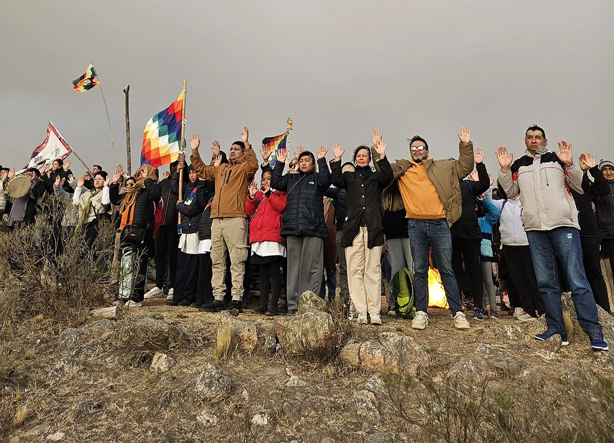 HOMENAJE Y PEDIDOS. La comunidad diaguita calchaquí honró a la Madre Tierra y pidió por un año de abundancia. 