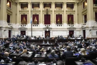 Veto presidencial: Milei suma alianzas y resiste nuevos embates