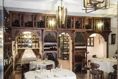 El restaurante de Fuengirola que enamora a los cordobeses: cocina tradicional andaluza con un guiño vasco