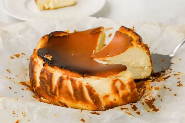 Receta de tarta de queso y chocolate que se cocina en freidora de aire