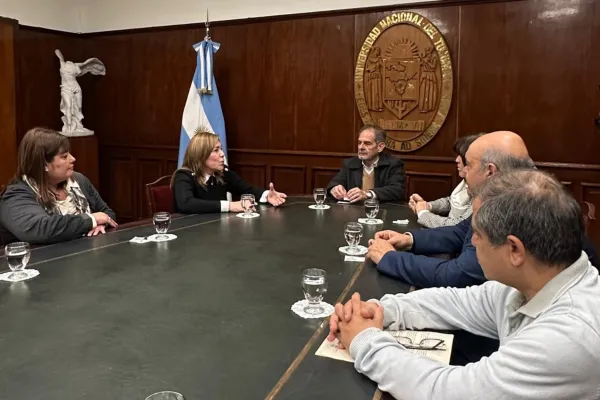 Convenio entre la Universidad Nacional de Tucumán y la Biblioteca del Congreso de la Nación