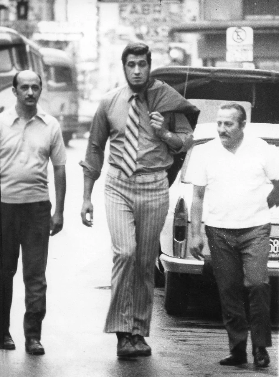 Recuerdos fotográficos: 1972: caminata de un gigante por las calles tucumanas