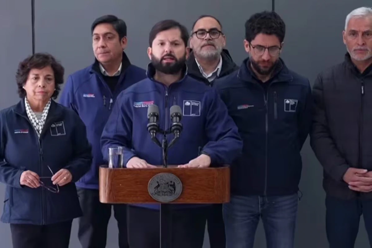 Presidente Boric decreta tres días de duelo nacional por tragedia en El Teniente