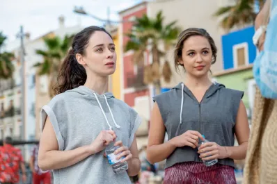 ‘Alba’: la serie española de 13 capítulos que arrasa en Netflix y está basada en una exitosa telenovela turca