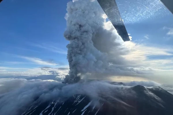 Fuego y lava en Kamchatka: erupción después de 450 años