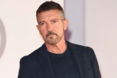 Antonio Banderas cumple 65 años: “Cada arruga en mi cara es una lección, ahora me toca ser el padre de la novia”
