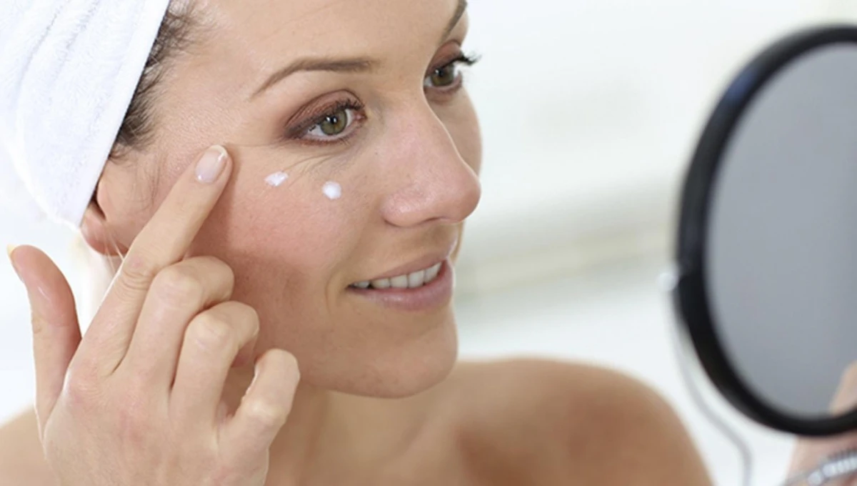 Desafío al tiempo: secretos para una piel hidratada y radiante después de los 40