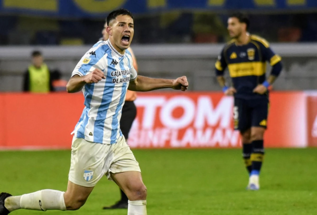 Clever Ferreira anotó su primer gol como profesional frente a Boca.