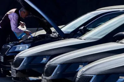 ¿Buscas empleo en España? Urgen conductores en Málaga y Barcelona con incorporación inmediata y sueldos de hasta 2.000 euros al mes