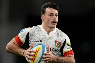 El perro que casi lo deja sin debut: la insólita odisea de un All Black antes de viajar a Argentina