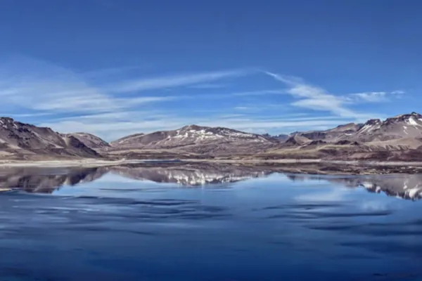 Preocupación en Chile: decretan alerta amarilla por el aumento de la actividad sísmica en el volcán Laguna del Maule