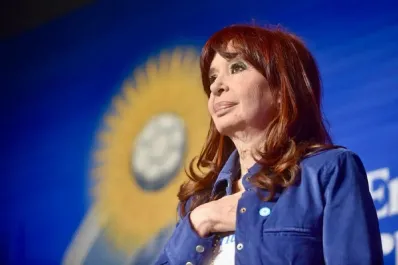 Revés para Cristina Kirchner: rechazaron un recurso para llevar a la Corte el reclamo contra la tobillera