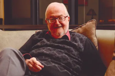 Entrevista a Daniel Divinsky: “La Feria del libro es la única oportunidad en que los lectores tienen cara”