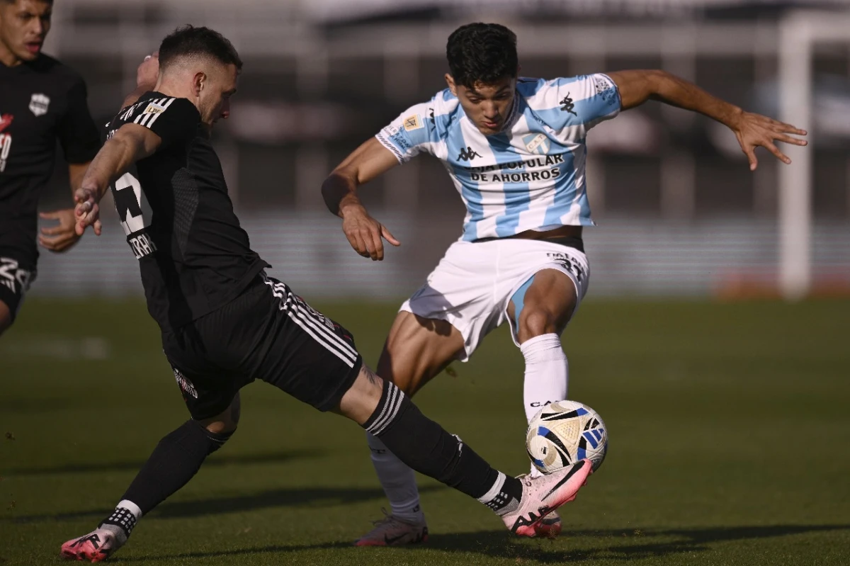 Atlético Tucumán deberá reorganizar la defensa de cara al partido por Copa Argentina