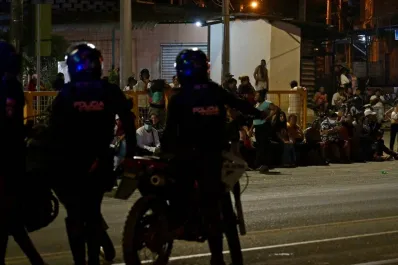 Masacre en la vereda de un boliche en Ecuador