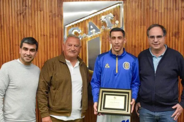 Atlético Tucumán homenajeó a Di María en la previa al partido frente a Rosario Central