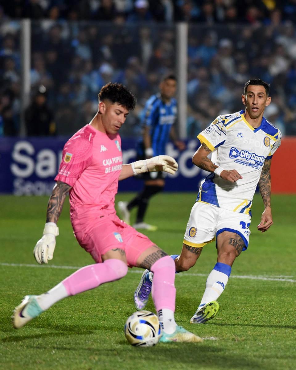 El Monumental José Fierro se rindió ante los pies de Ángel Di María