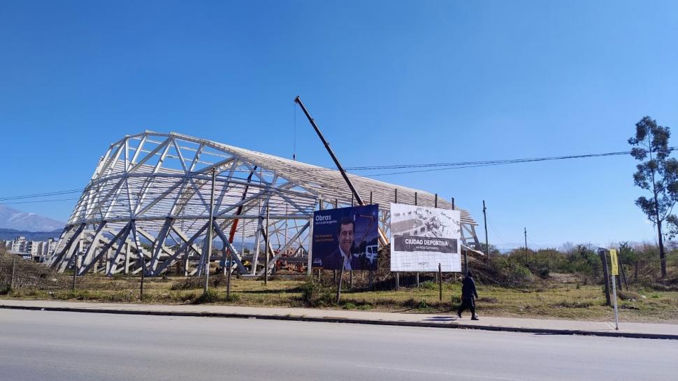 EN ESPERA. En la avenida Forestal, la proyectada“Ciudad Deportiva”