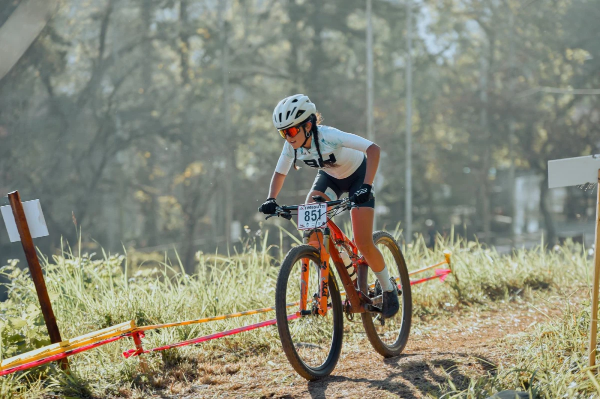 PUNTANA. Rodríguez, de 15 años, es una de las ciclistas con mayor proyección.