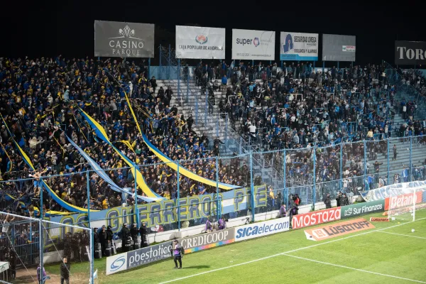 Atlético Tucumán recibiría hinchas visitantes contra Talleres