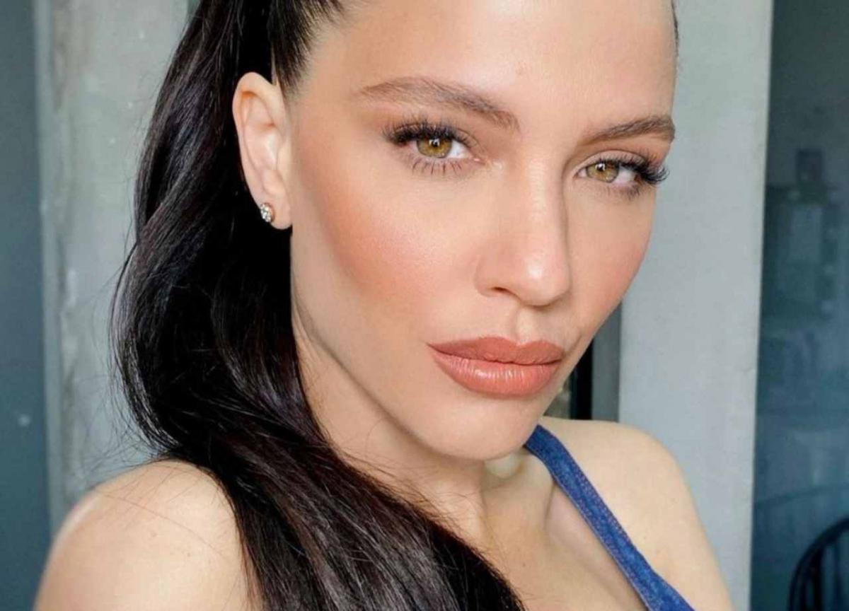 Quién es la modelo y empresaria que estaría iniciando un romance con Martín Menem