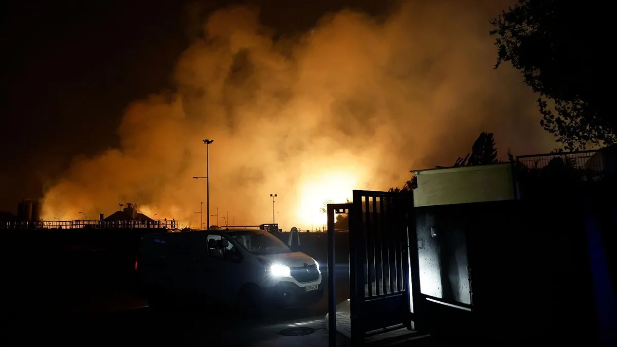 Incendio en Tres Cantos, Madrid, fuera de control: hay dos heridos, uno con el 98% del cuerpo quemado