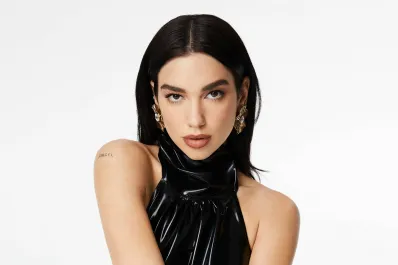 Dua Lipa despidió a su agente por pedir la expulsión de una banda pro Palestina en Glastonbury