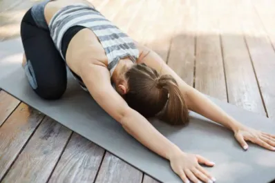 Un ritual de 15 minutos que puede cambiar tu vida: la guía definitiva para estirarse y decir adiós al dolor