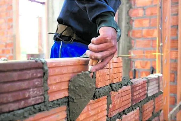 La construcción en Tucumán se inclina hacia proyectos privados y de menor tamaño